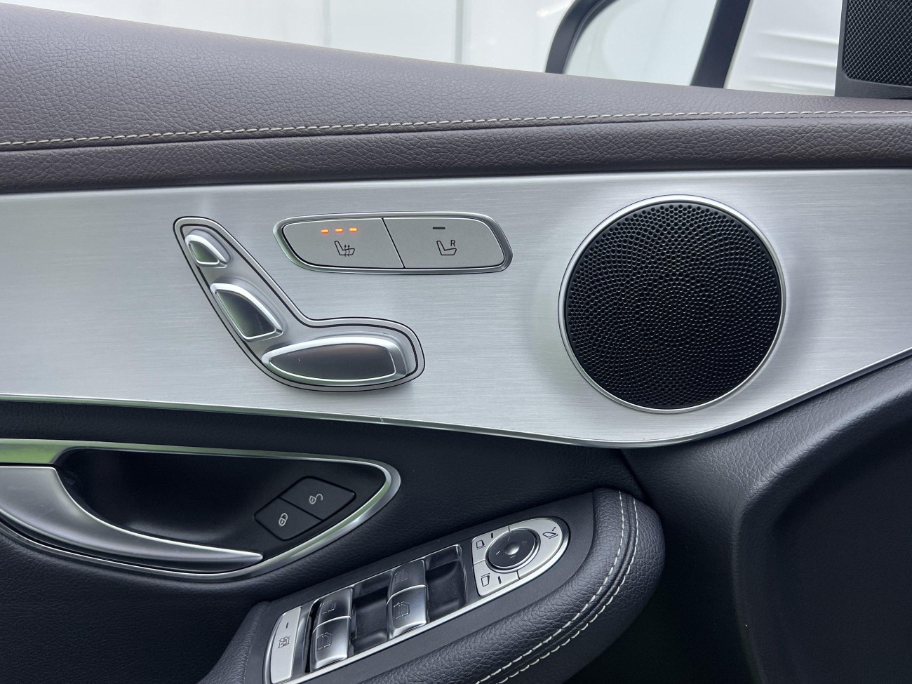 Mercedes-Benz GLC 260 L 2022