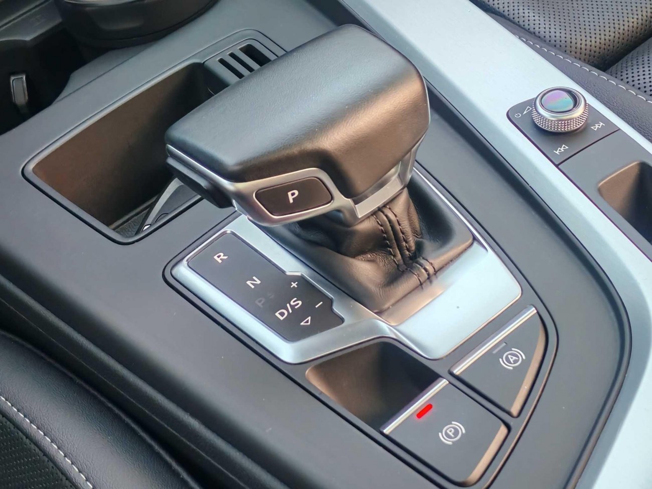 Audi A4L 40 TFSI 2022