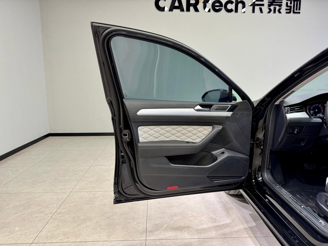 Volkswagen Magotan 2025