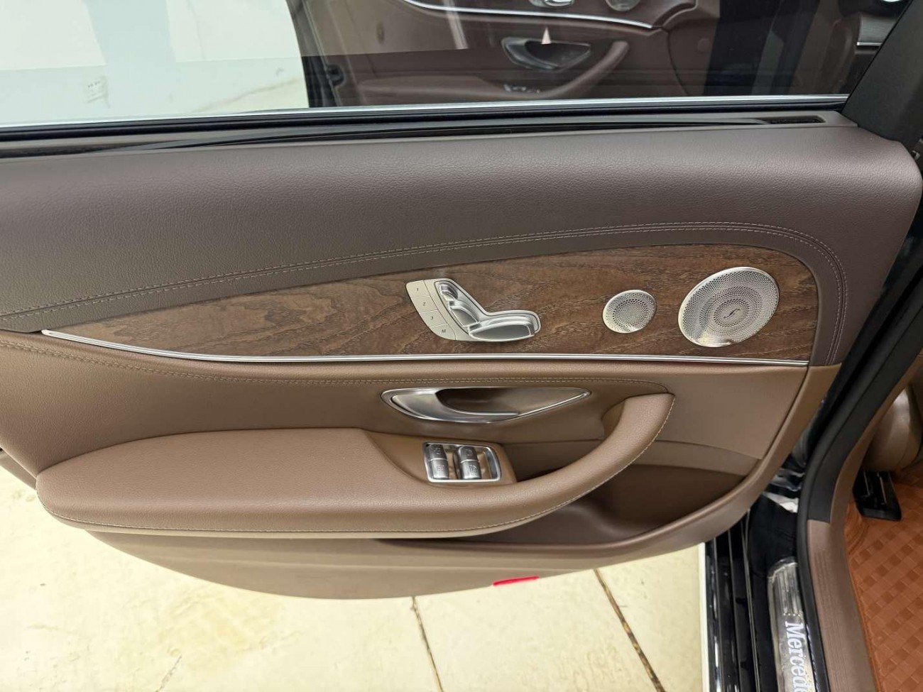 Mercedes-Benz E 300 L 2022