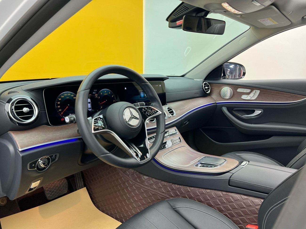 Mercedes-Benz E 300 L 2023