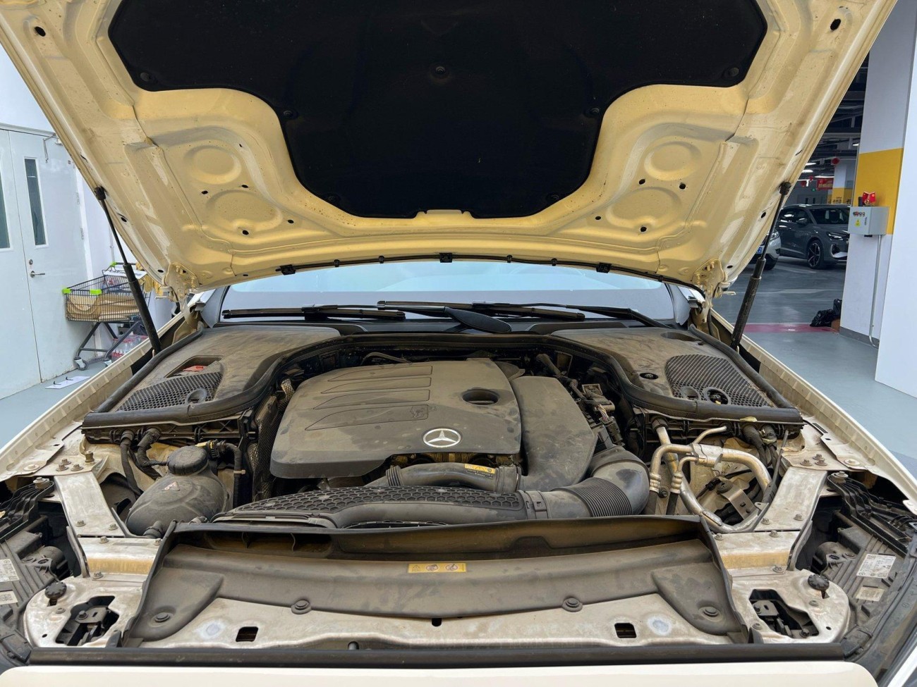 Mercedes-Benz E 300 L 2023
