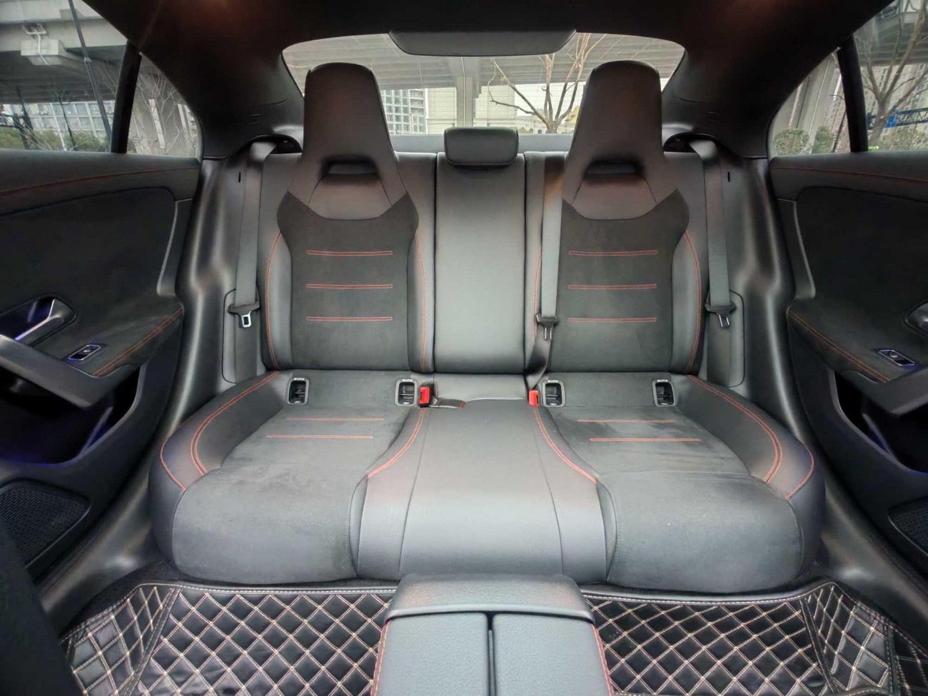 Mercedes-Benz CLA 200 4MATIC 2022
