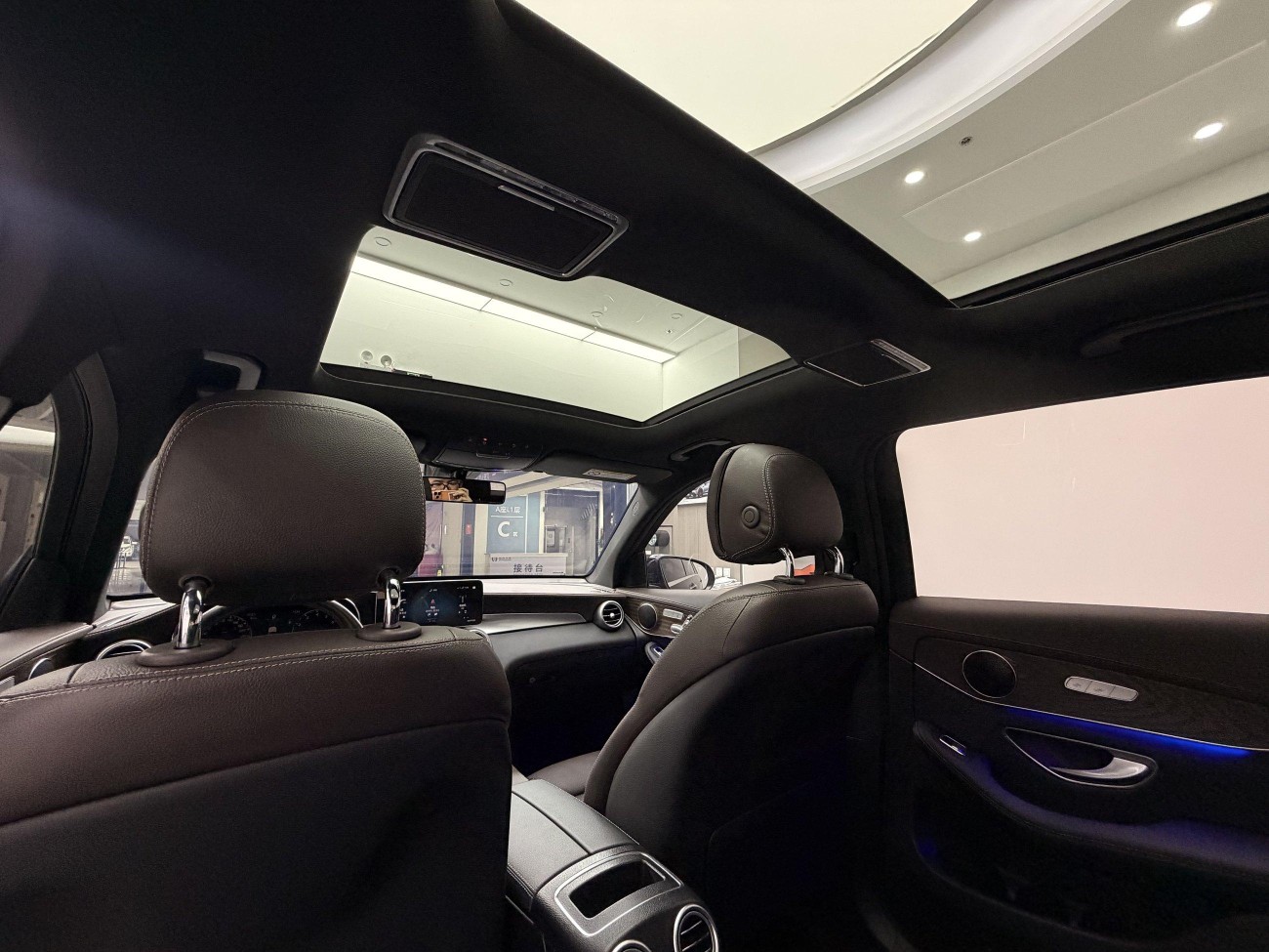 Mercedes-Benz GLC 300 L 2023