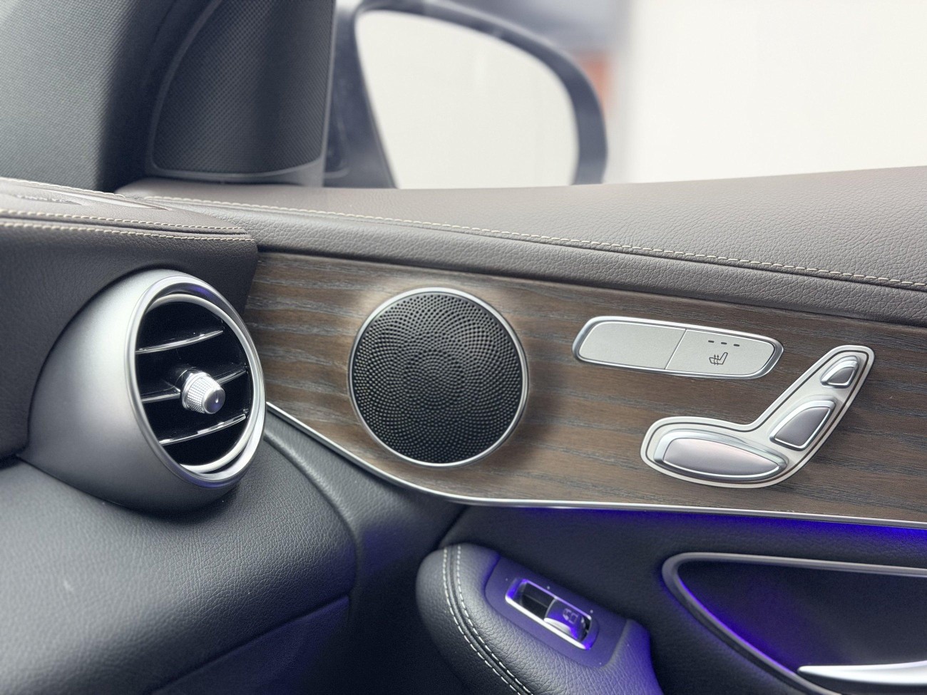 Mercedes-Benz GLC 300 L 2023