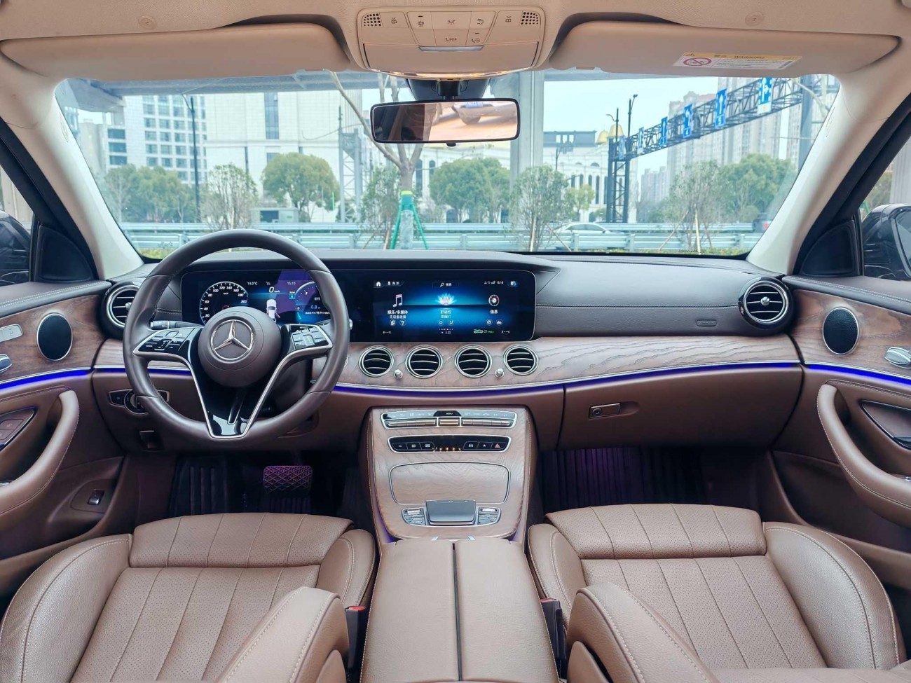 Mercedes-Benz E 260 L 2024