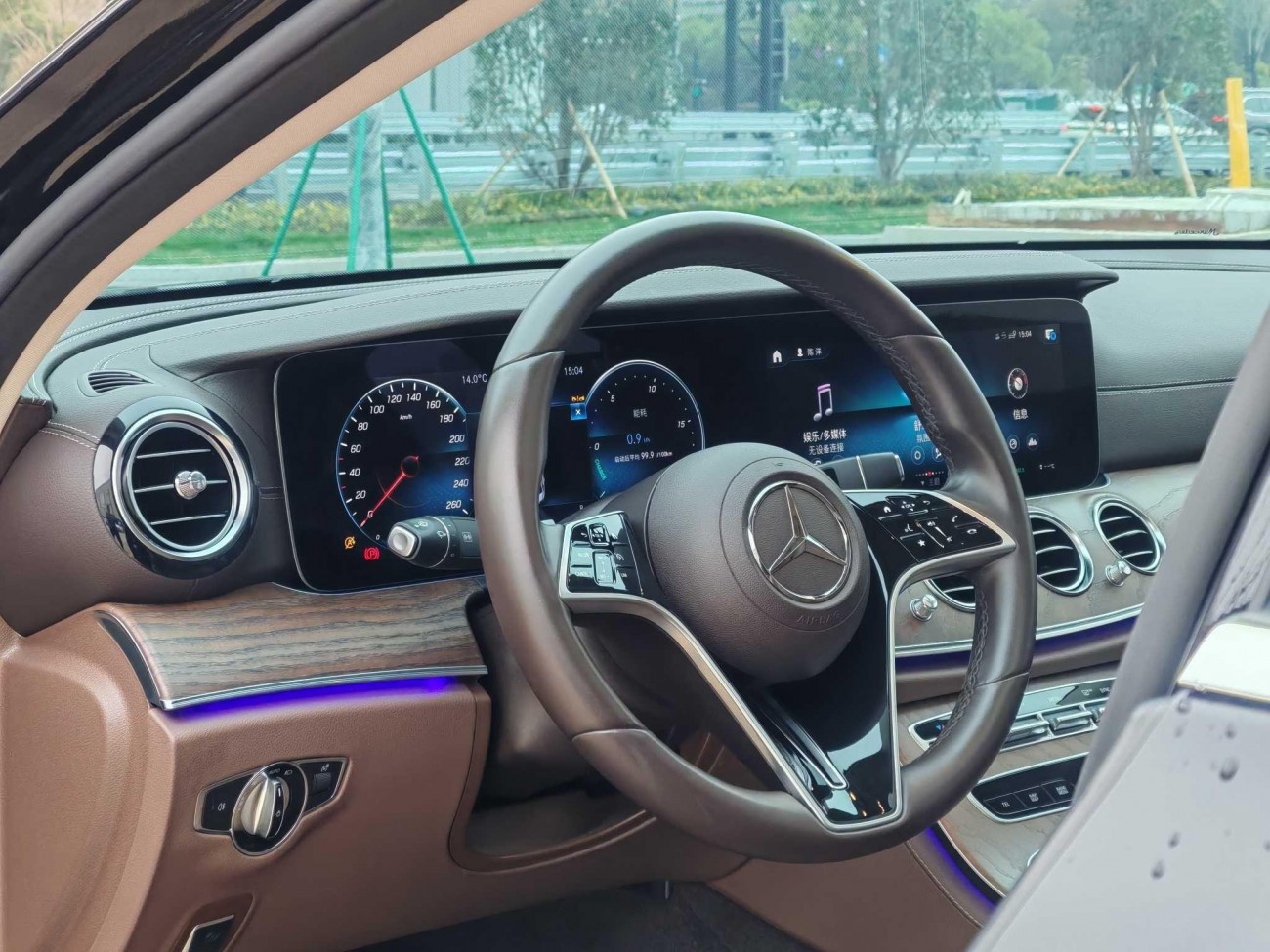 Mercedes-Benz E 260 L 2024
