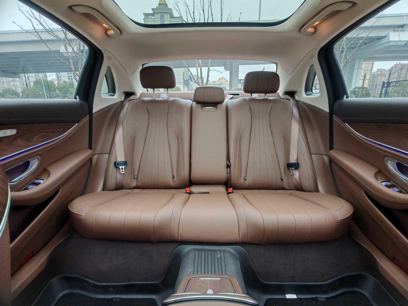 Mercedes-Benz E 260 L 2024