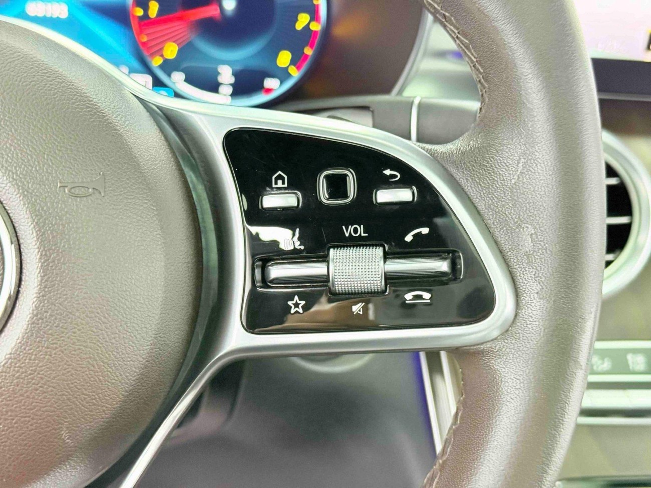 Mercedes-Benz GLC 260 L 2020