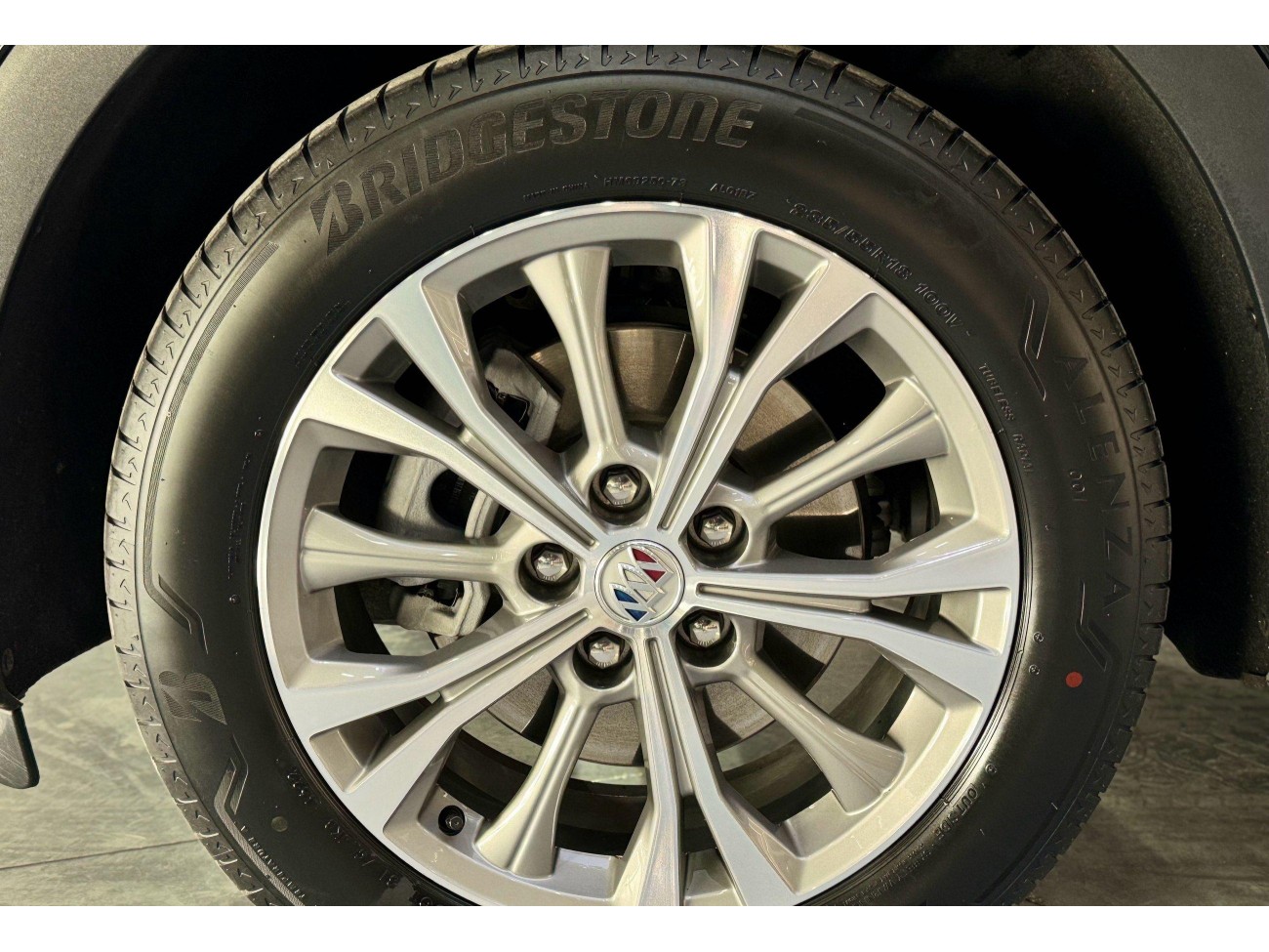 Buick Envision Plus 2024