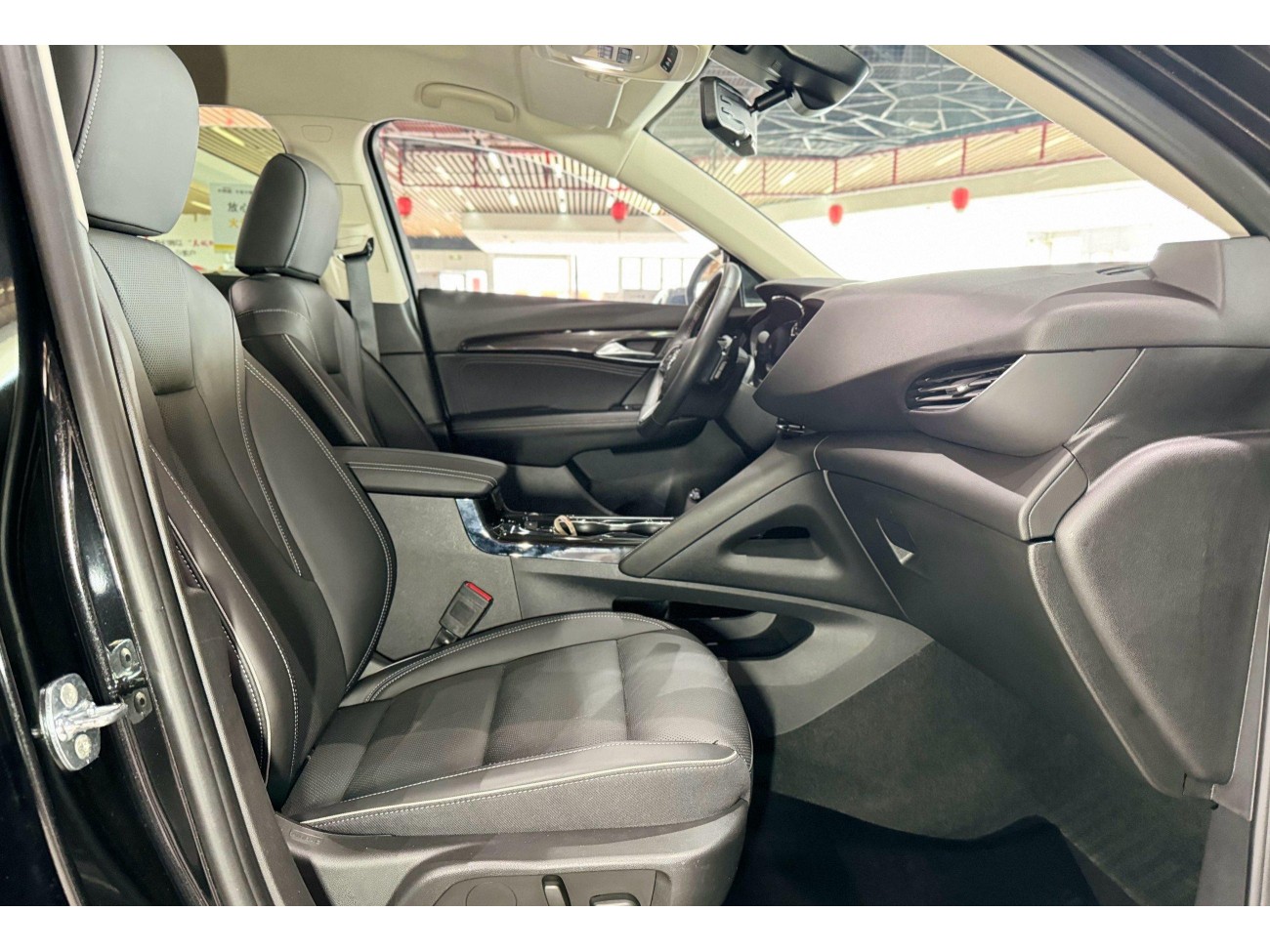 Buick Envision Plus 2024