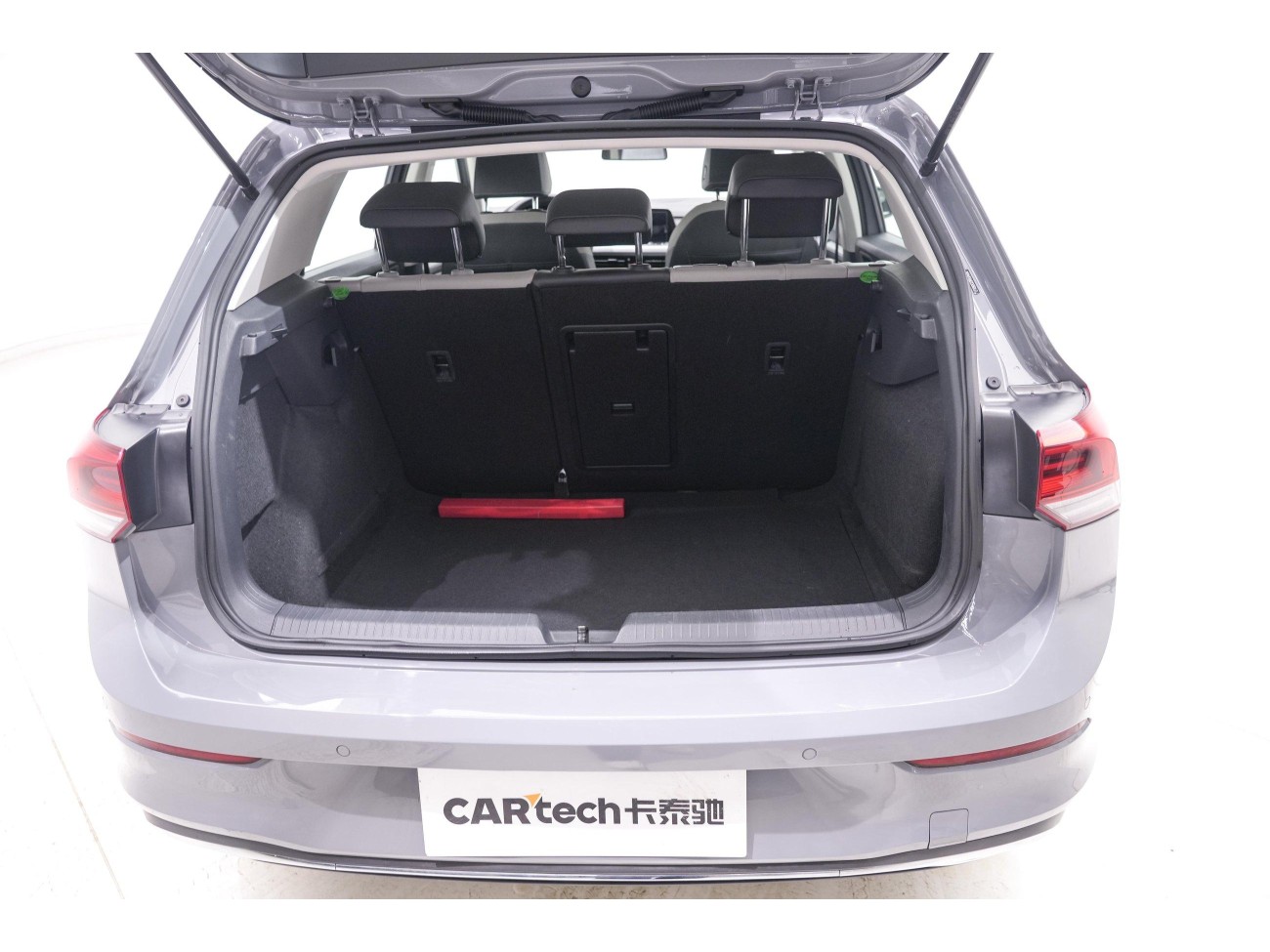 Volkswagen Golf 2025