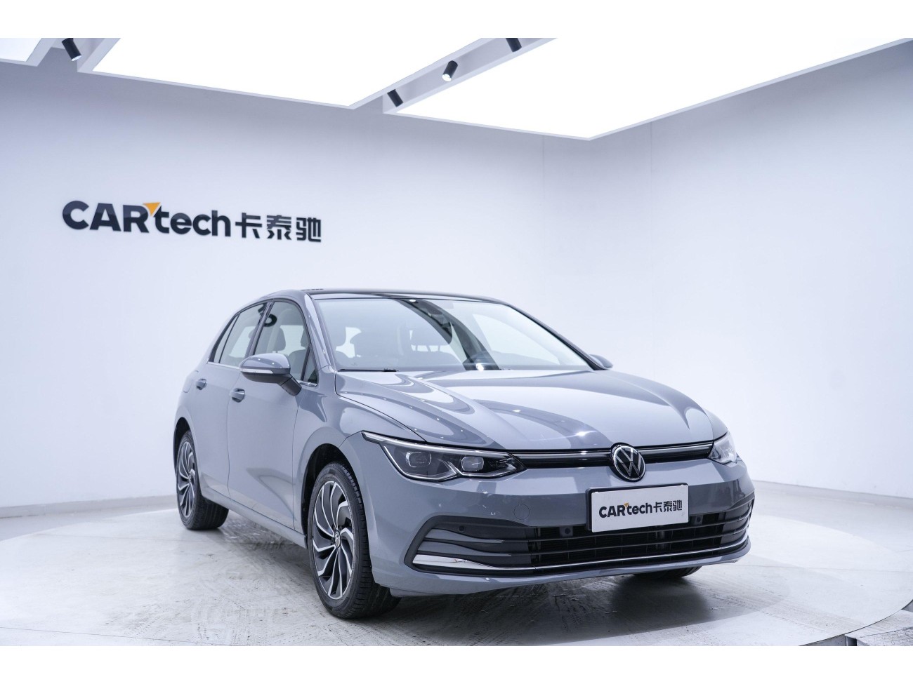 Volkswagen Golf 2025