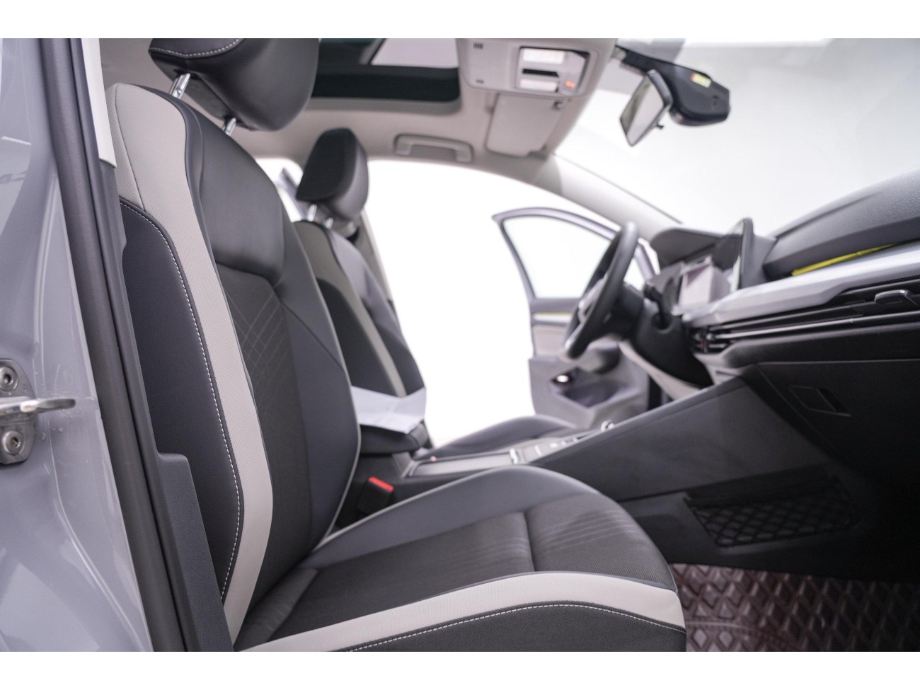 Volkswagen Golf 2025