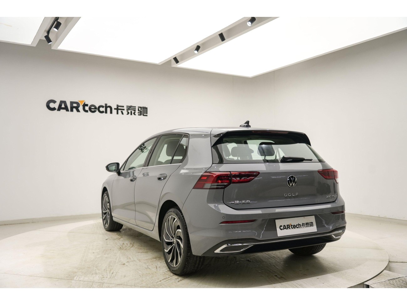 Volkswagen Golf 2025