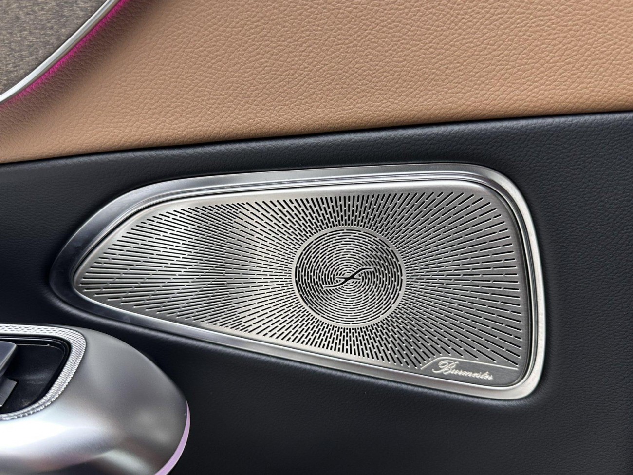 Mercedes-Benz E 300 L 2025