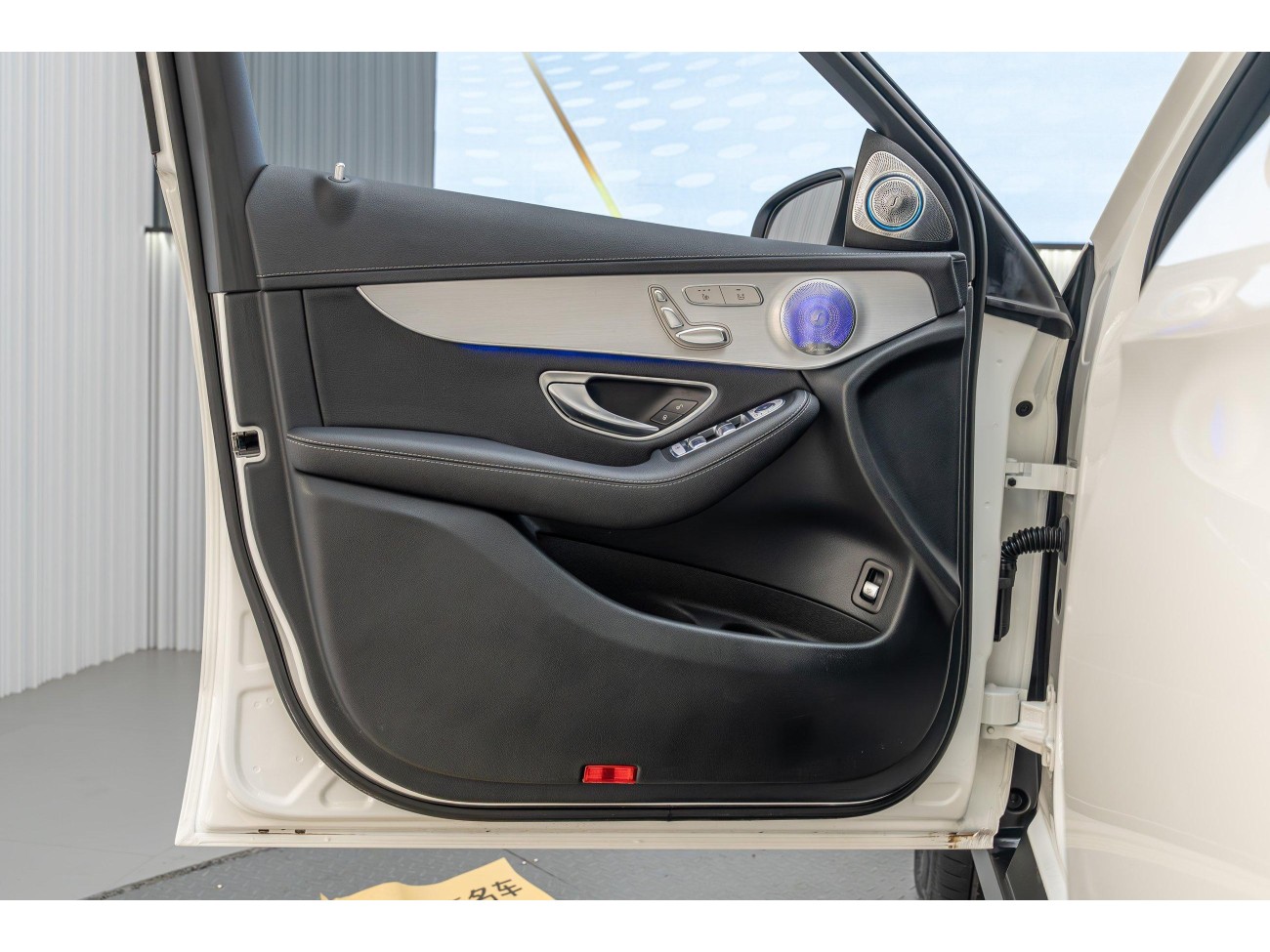 Mercedes-Benz GLC 260 L 2023