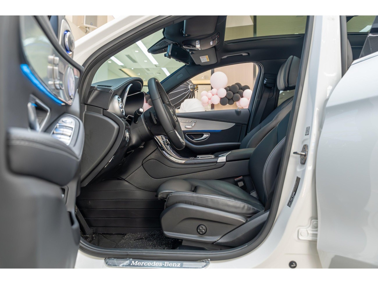 Mercedes-Benz GLC 260 L 2023