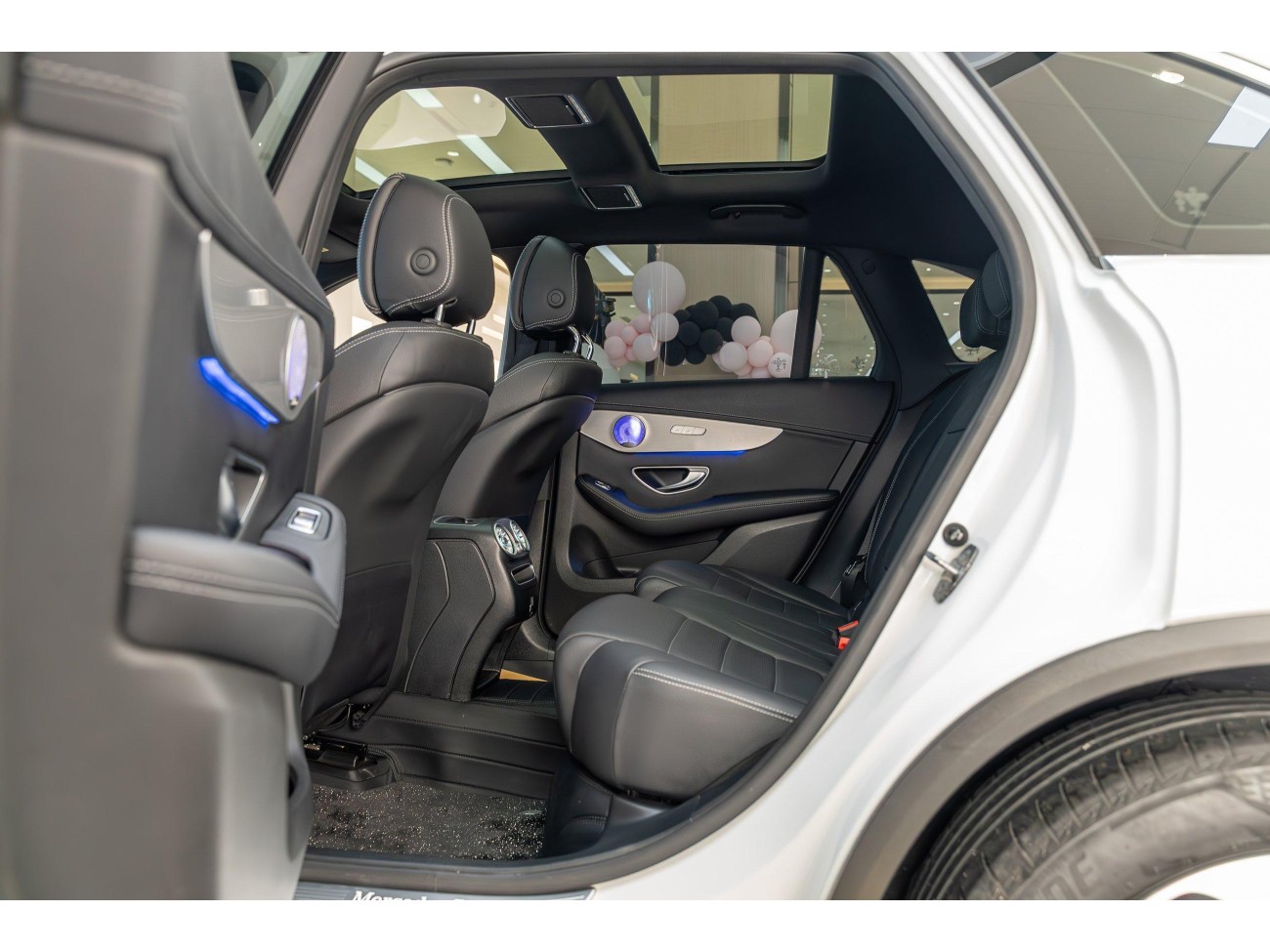 Mercedes-Benz GLC 260 L 2023