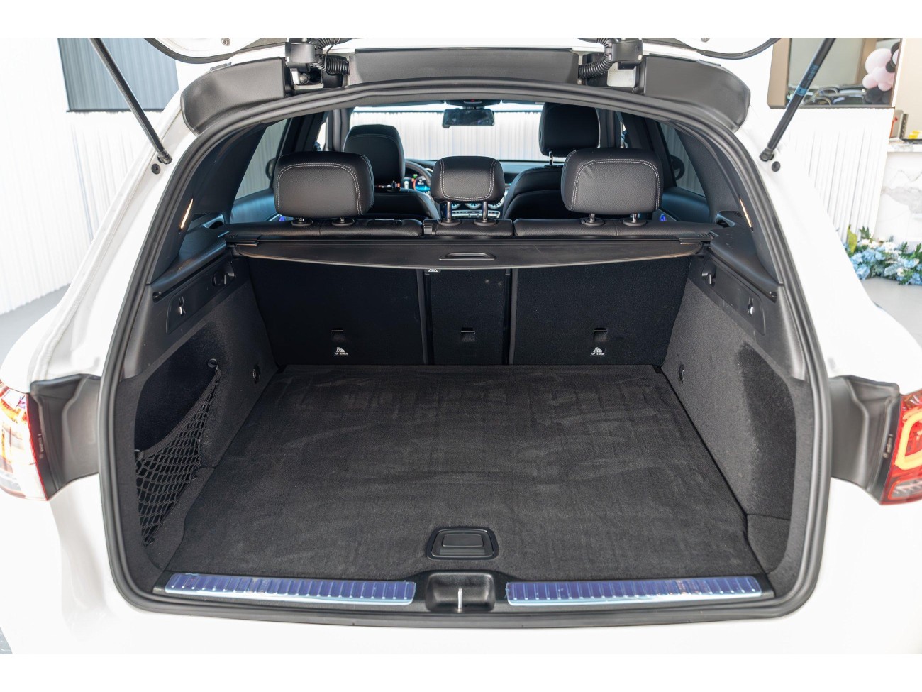 Mercedes-Benz GLC 260 L 2023