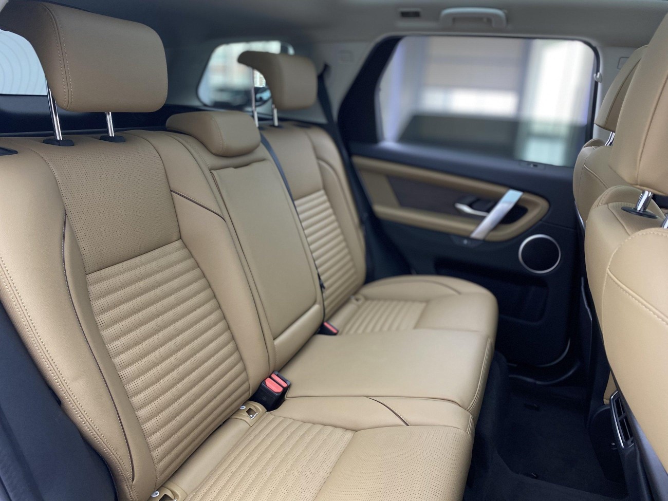 Land Rover Discovery Sport 2024