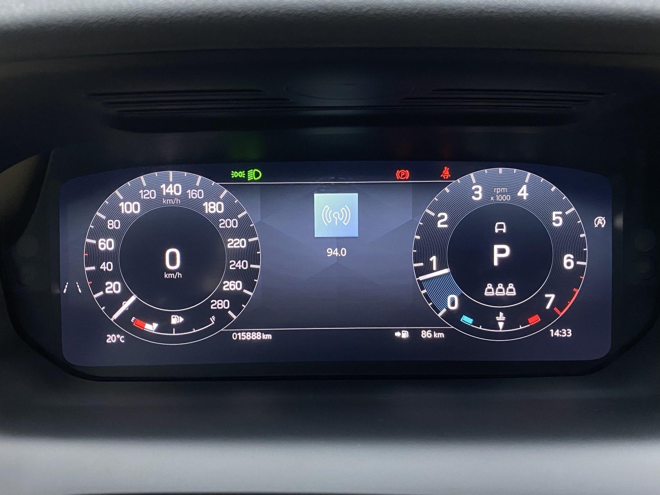 Land Rover Discovery Sport 2024