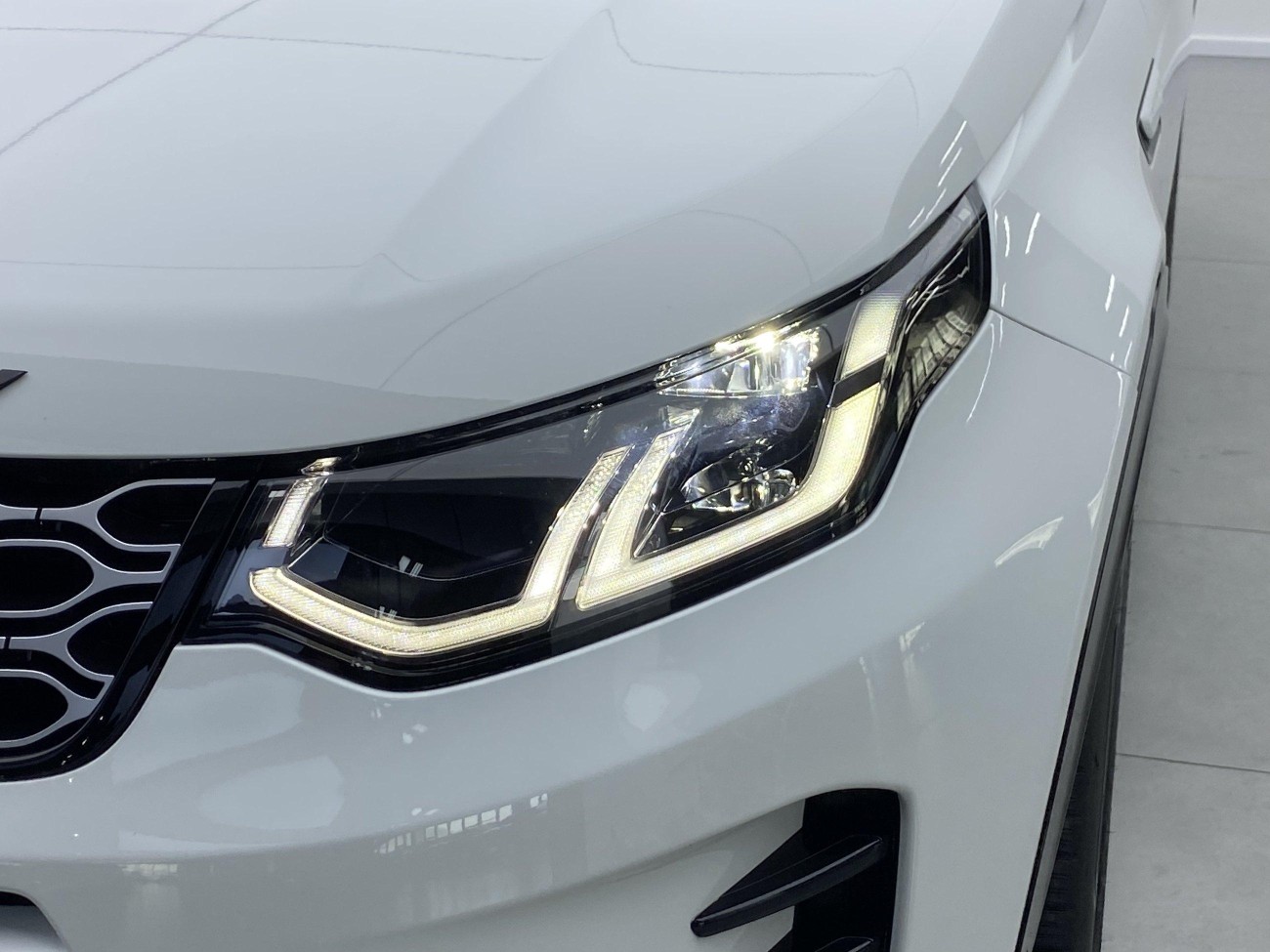Land Rover Discovery Sport 2024