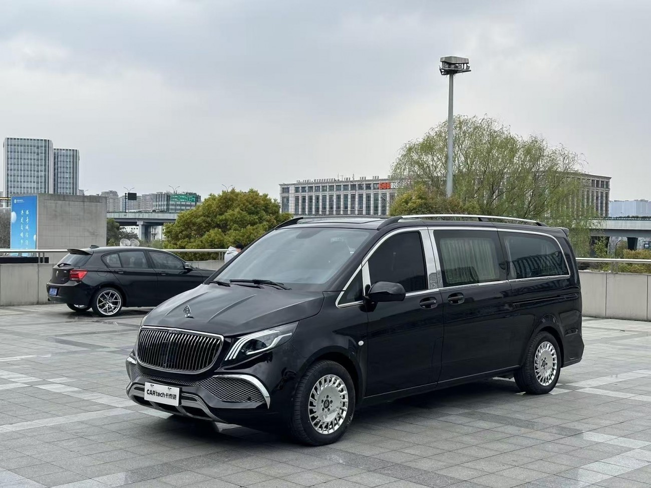 Mercedes-Benz 2023 2024