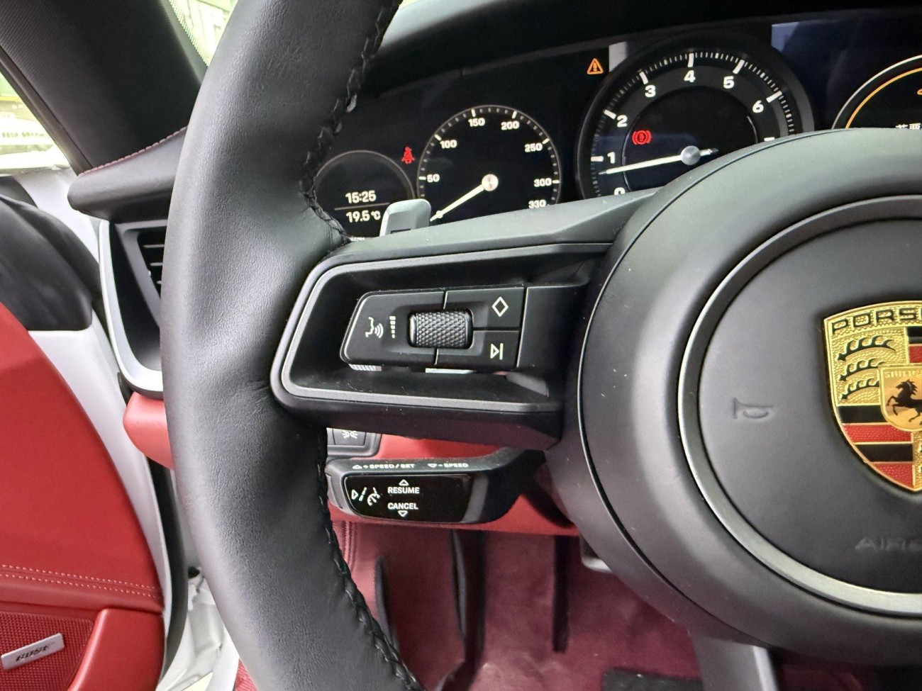 Porsche 911 2023