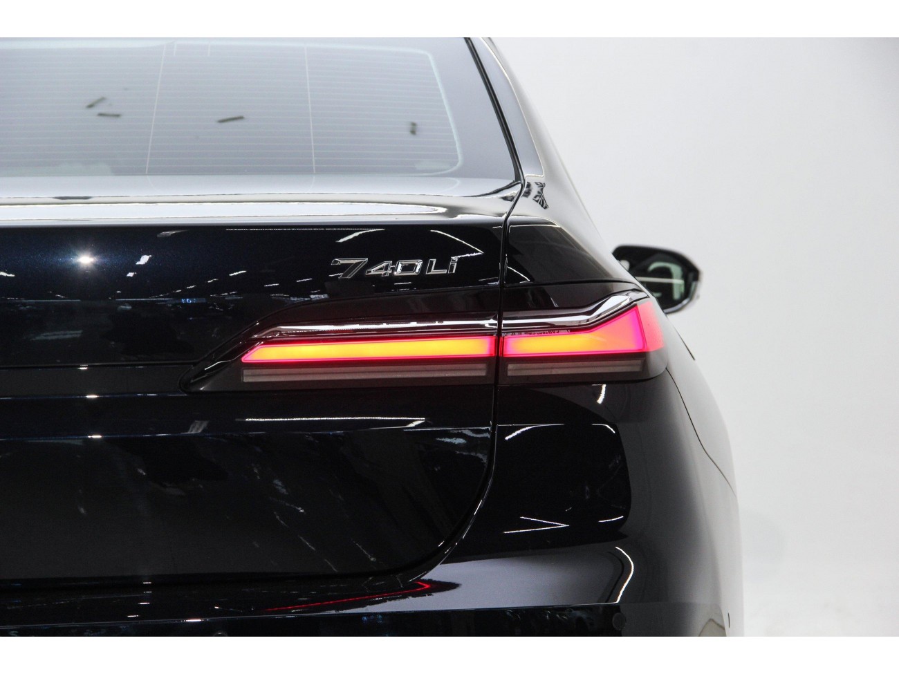 BMW 740Li 2025