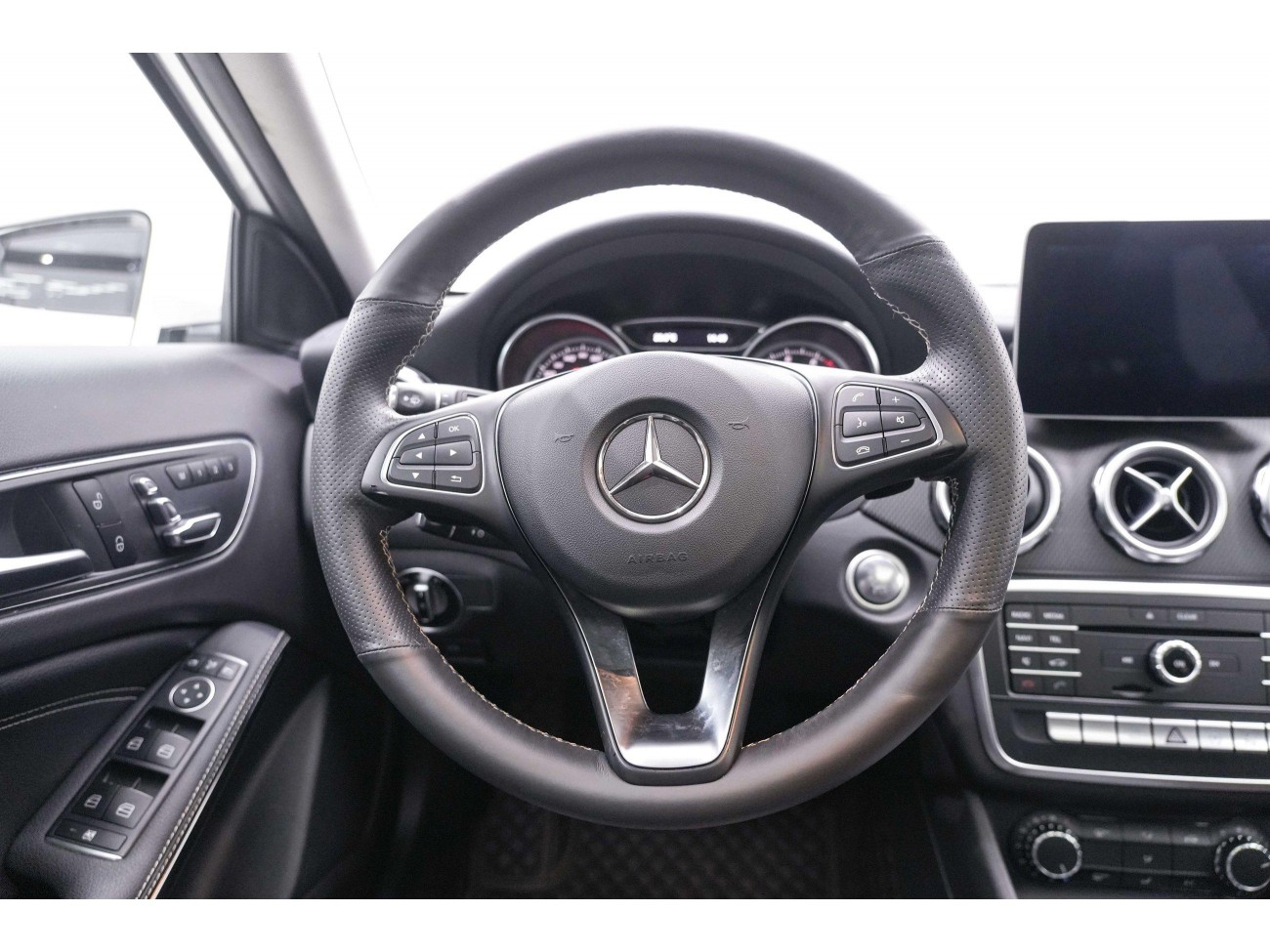 Mercedes-Benz GLA200 2018