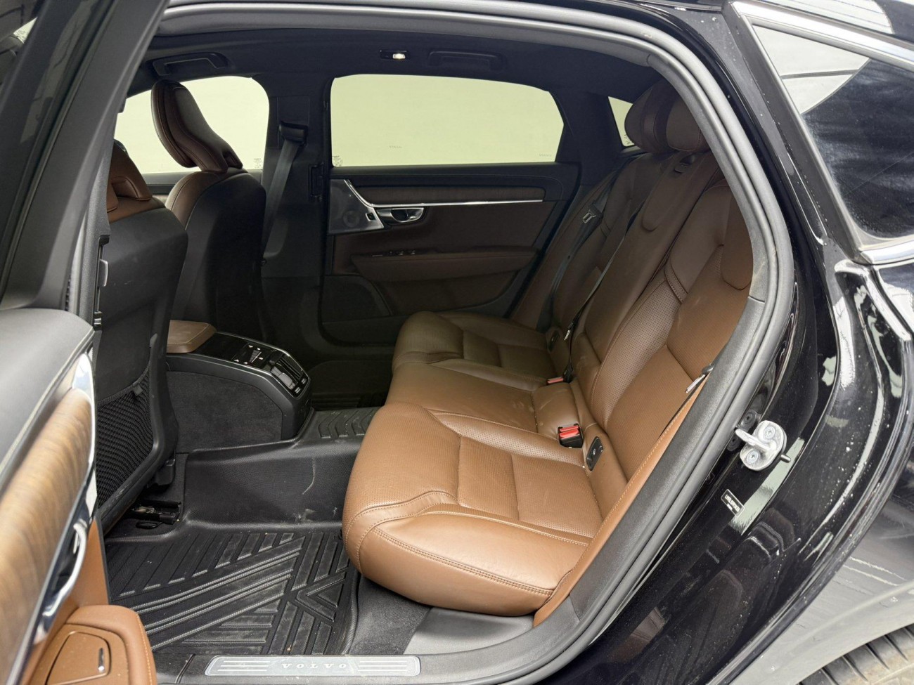 Volvo S90 2023