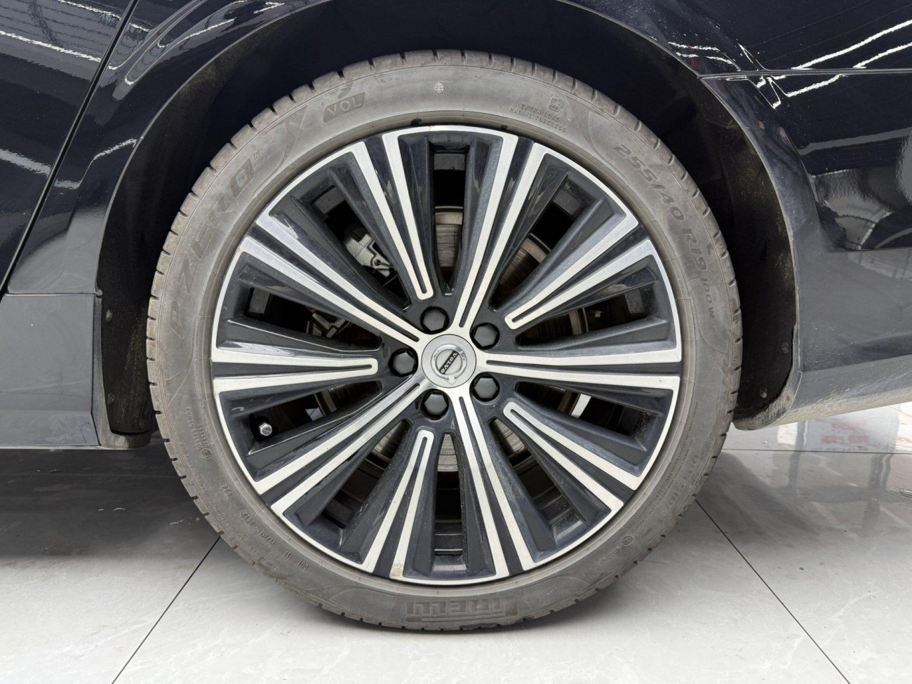 Volvo S90 2023