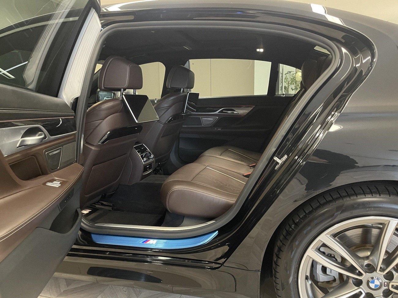 BMW 730Li 2019
