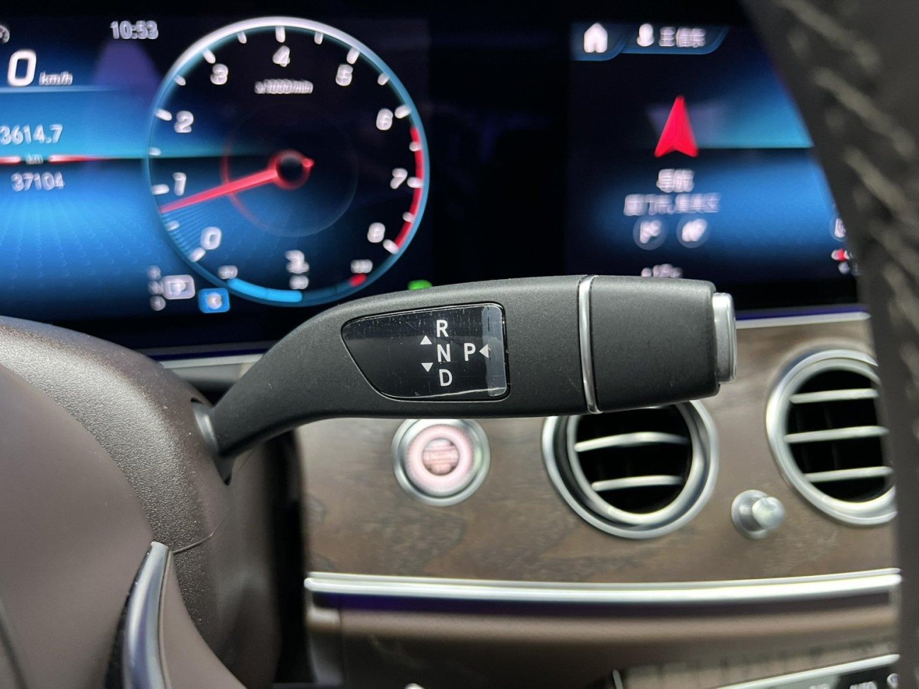 Mercedes-Benz E 300 L 2021