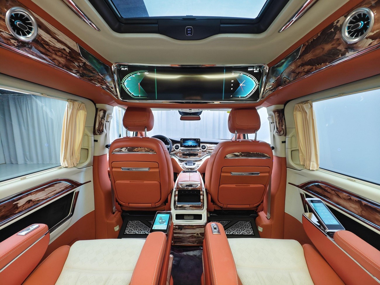 Mercedes-Benz V 2022