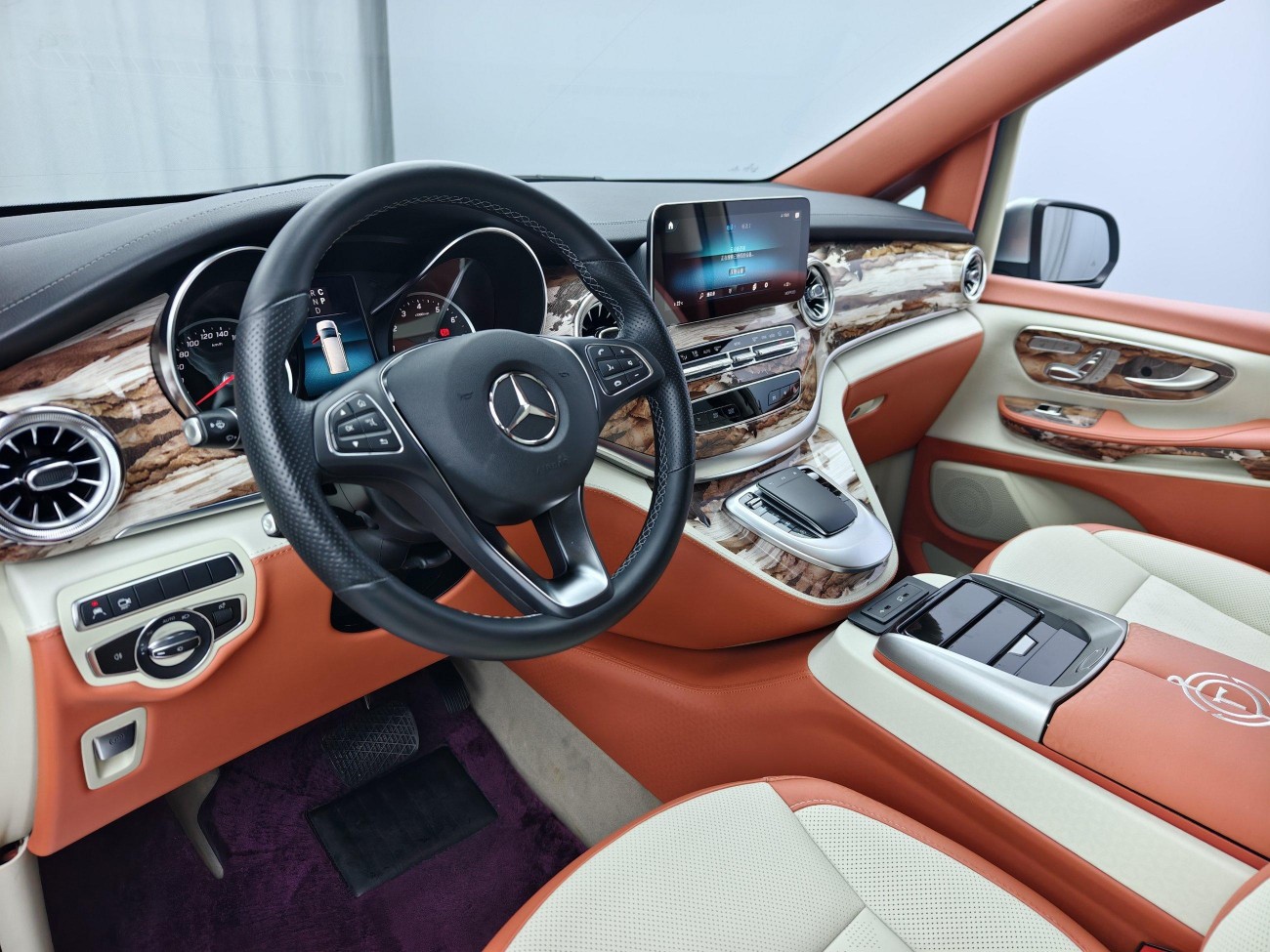 Mercedes-Benz V 2022