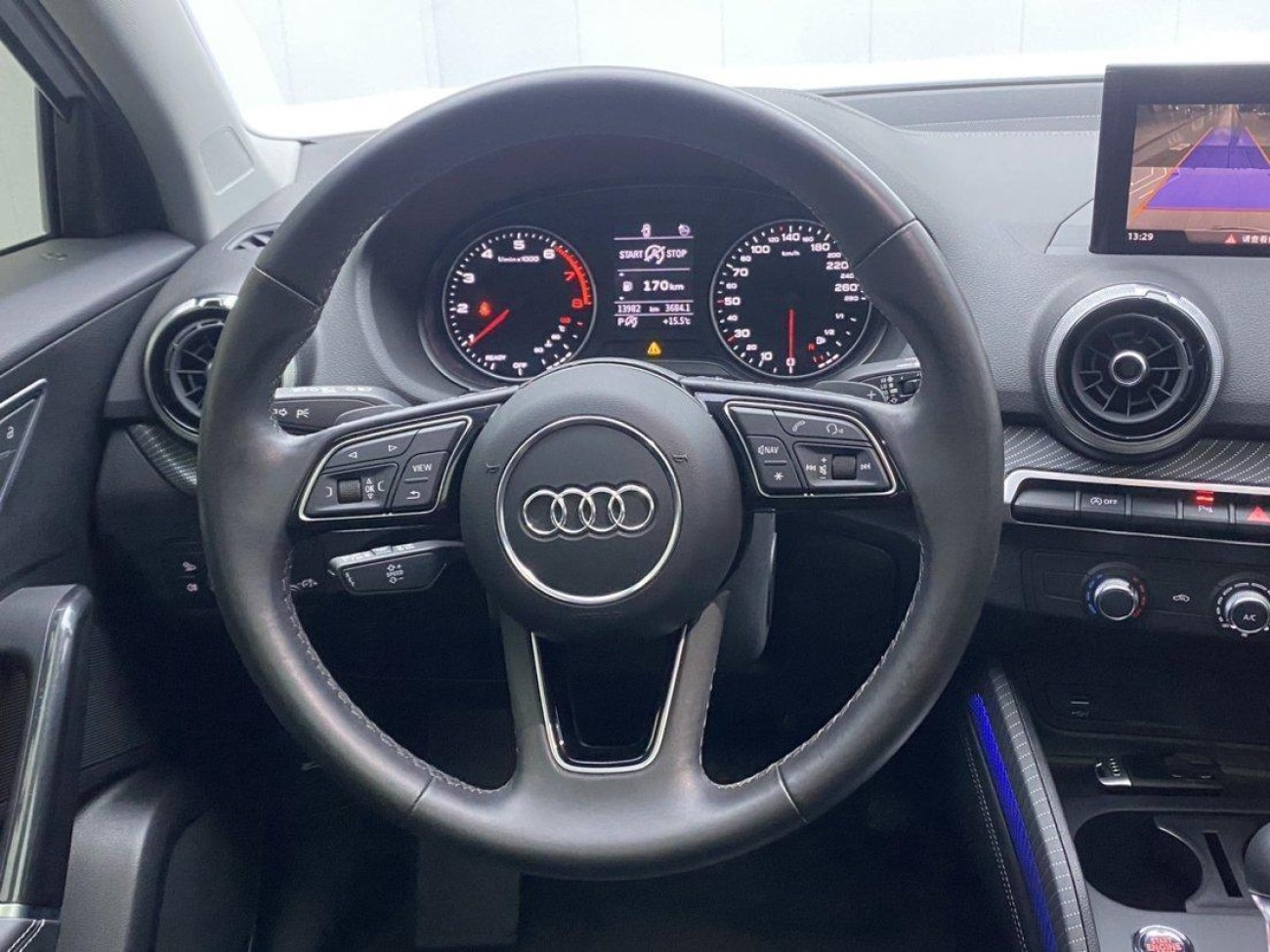 Audi Q2L 35 TFSI 2023