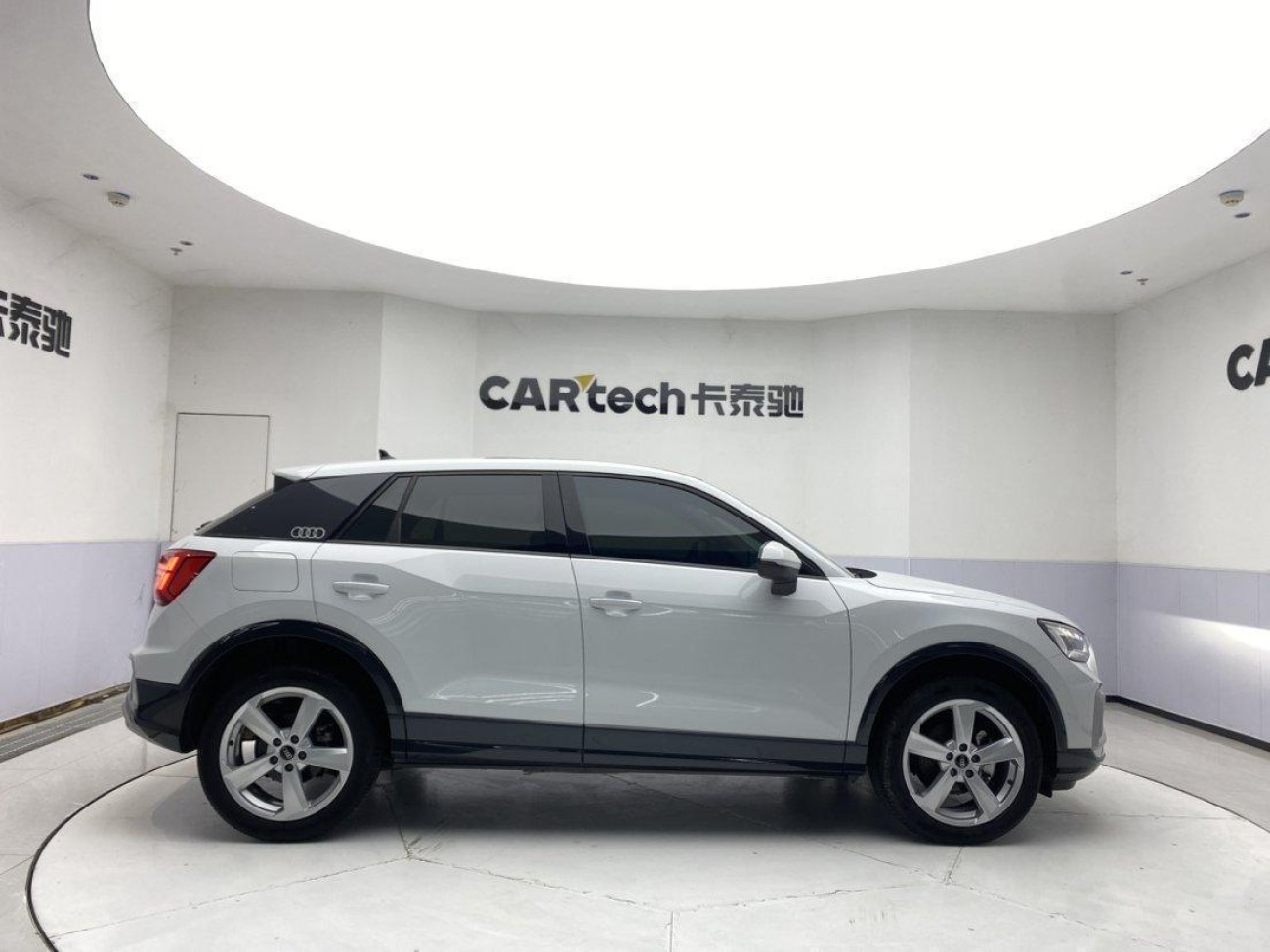 Audi Q2L 35 TFSI 2023
