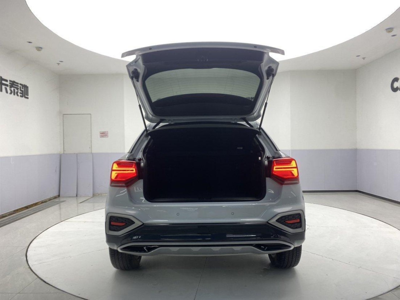 Audi Q2L 35 TFSI 2023