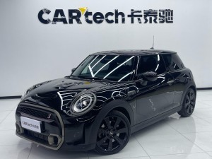 Mini Cooper 2024