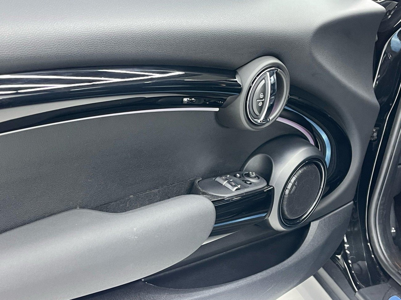 Mini Cooper 2024