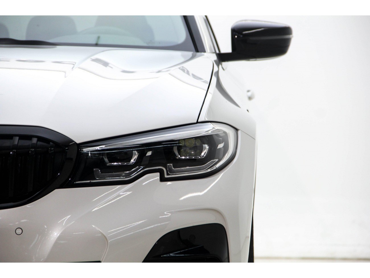BMW 325Li 2022