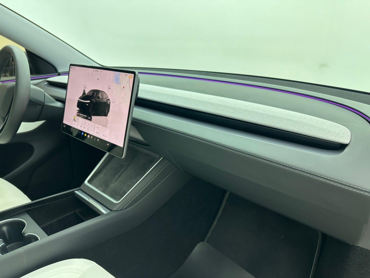 Tesla Model Y 2025