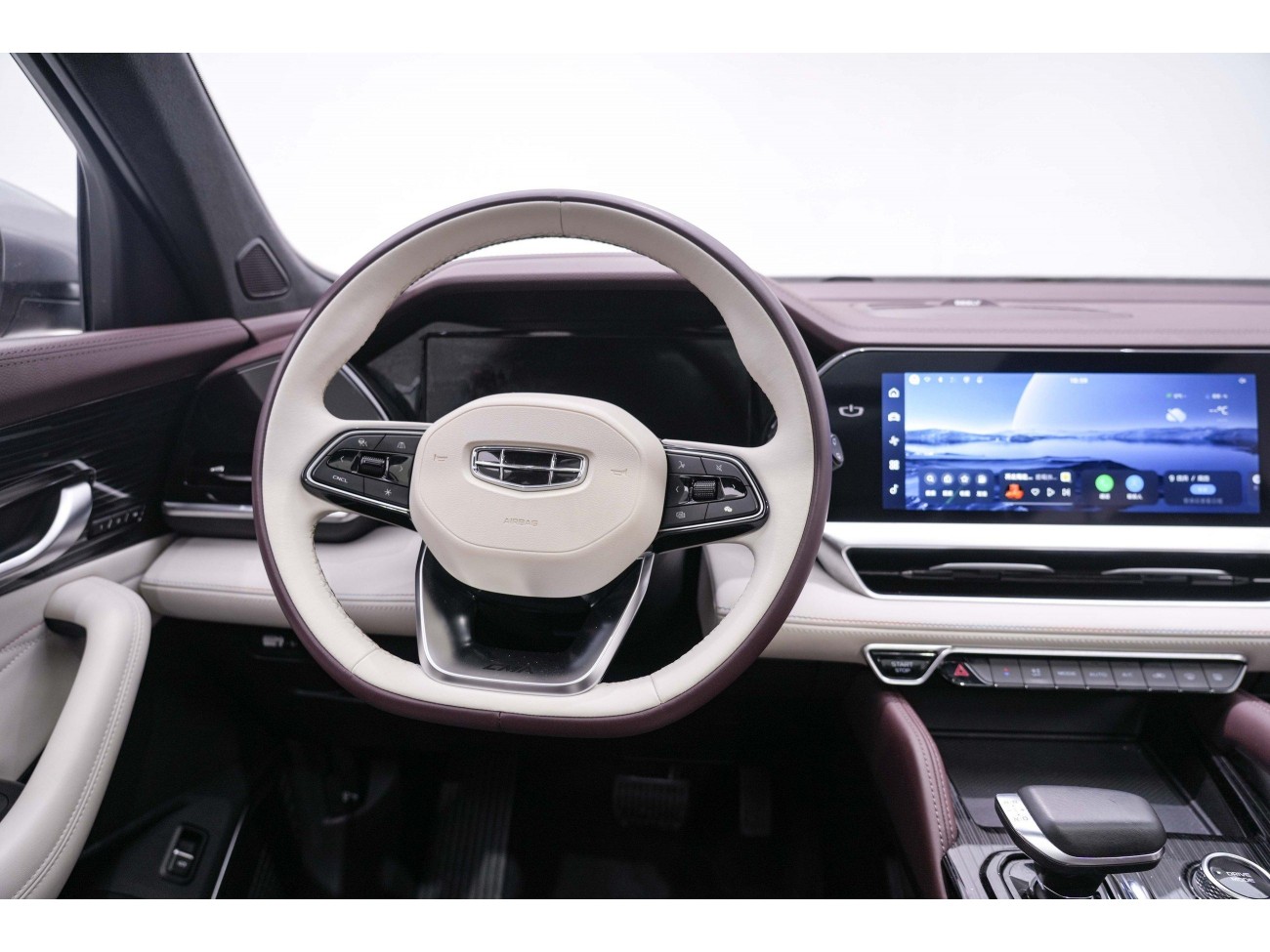 Geely Xingyue L 2022