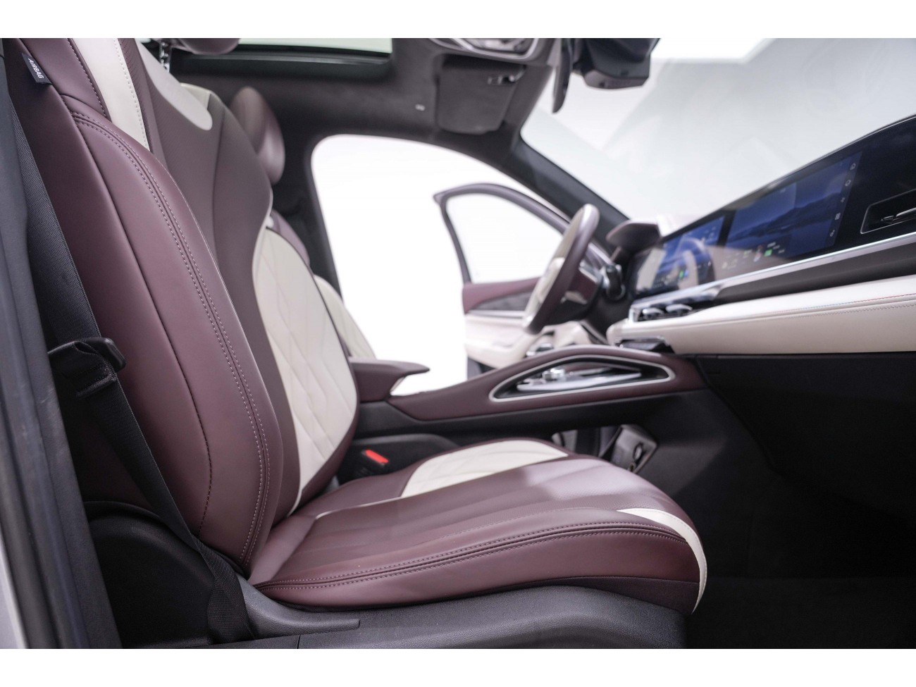 Geely Xingyue L 2022