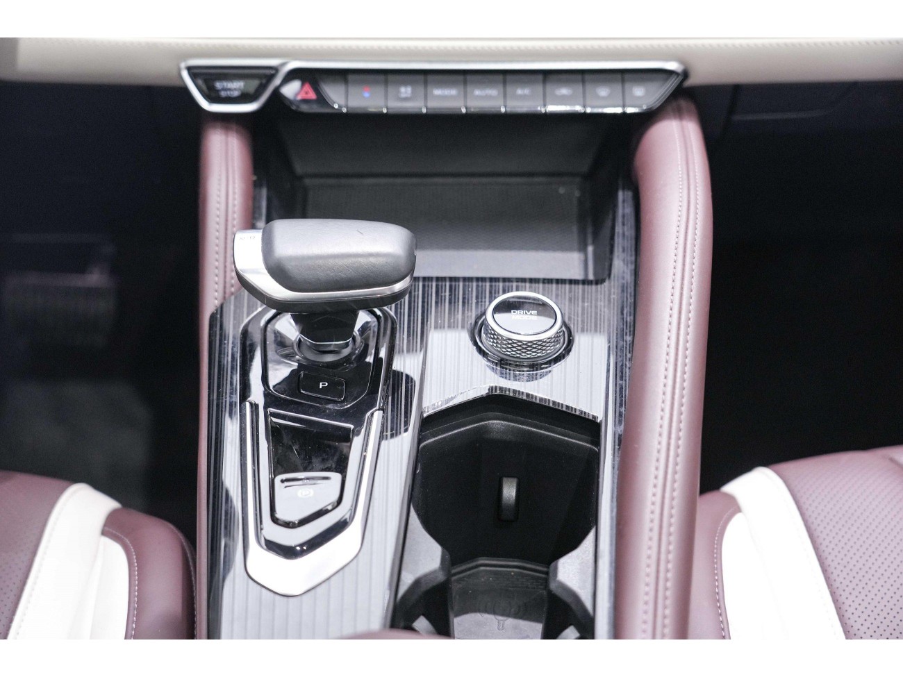 Geely Xingyue L 2022