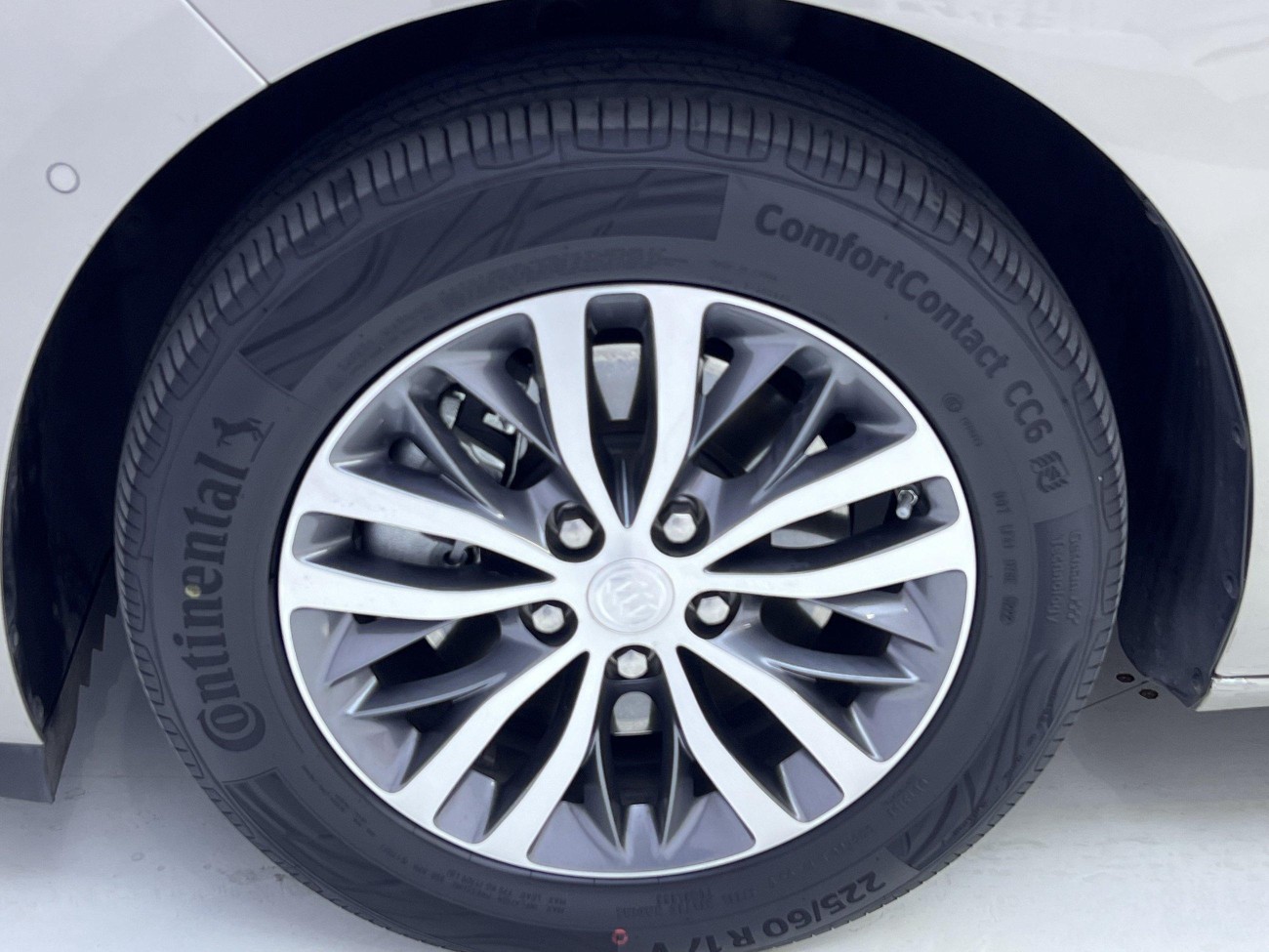 Buick GL8 2023