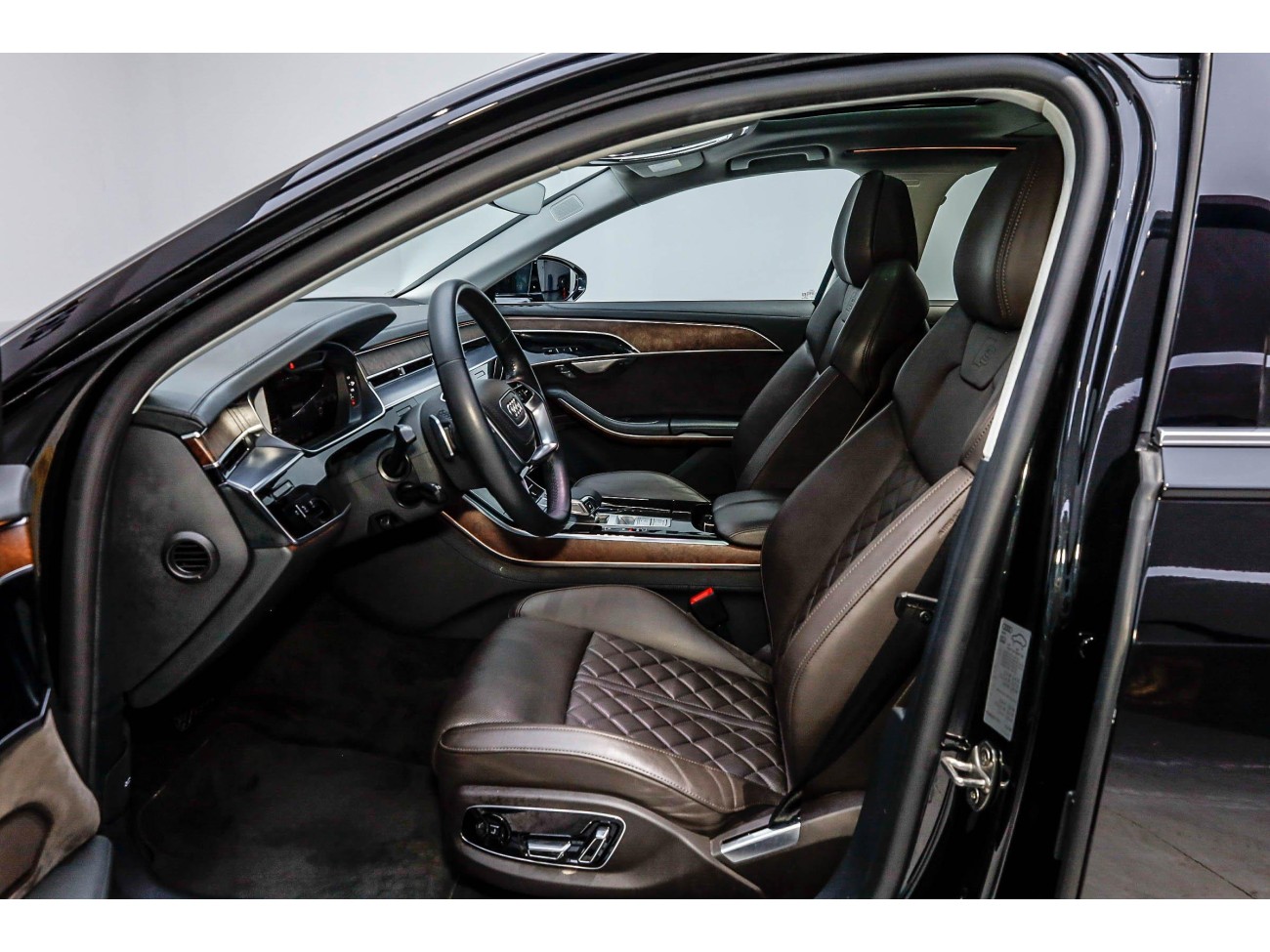 Audi A8L 55 TFSI 2021