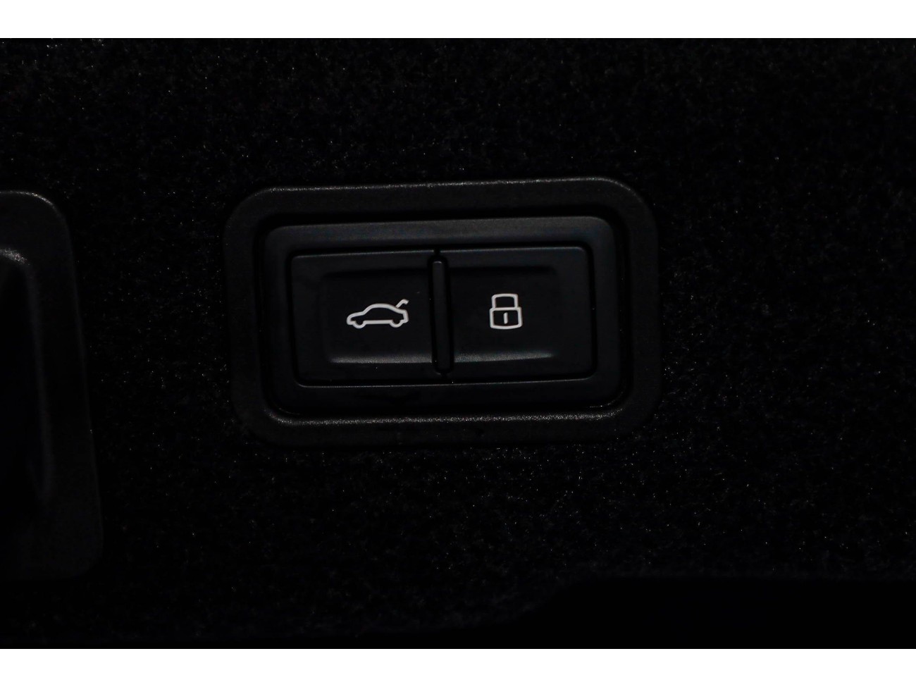 Audi A8L 55 TFSI 2021